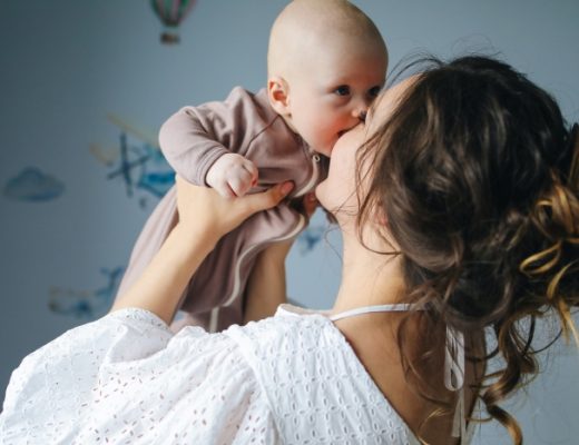 COSA SUCCEDE AL CERVELLO DI UNA DONNA QUANDO DIVENTA MADRE